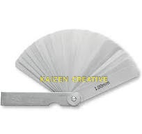 Cuộn căn lá đo khe hở bằng thép lò xo đàn hồi cao 0.01mm dài 5m bản rộng 12.7mm chuyên dụng ngành ô tô và động cơ Werka 5133-001